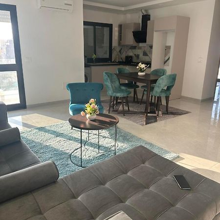 Appartement A Louer Сус Екстериор снимка